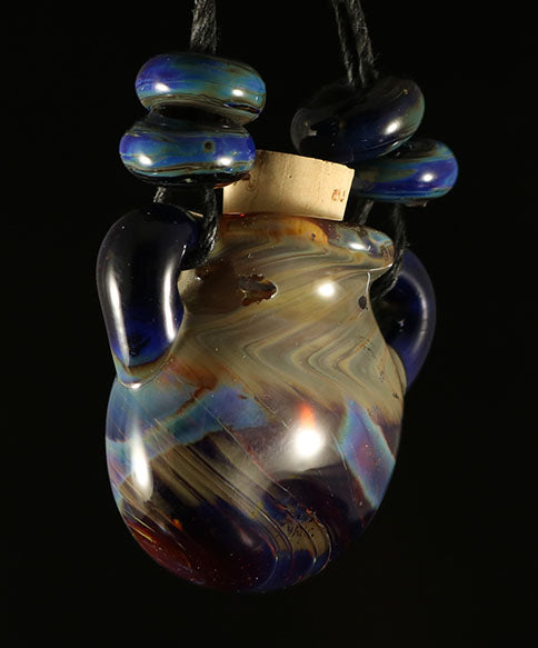 bottle pendant 