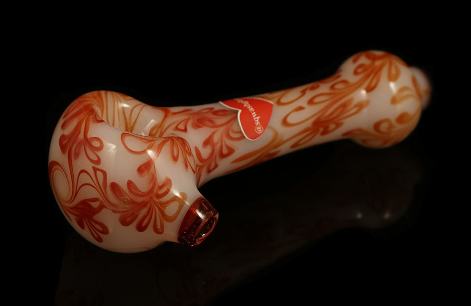 spoon pipe by squash glass