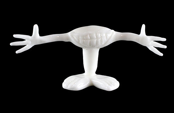 The Maxx and white izs