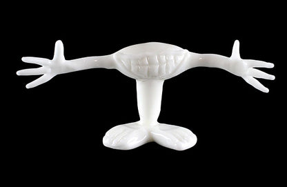 The Maxx and white izs