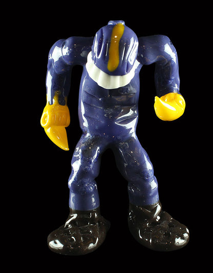 The Maxx and white izs