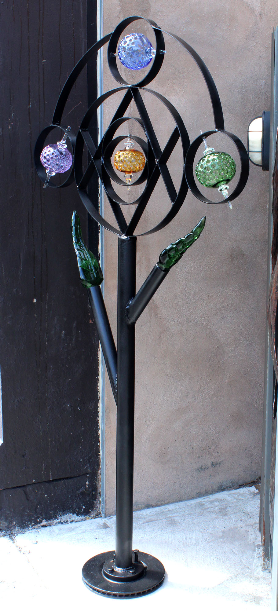 Geo-metric metal and borosilicate glass sculpture