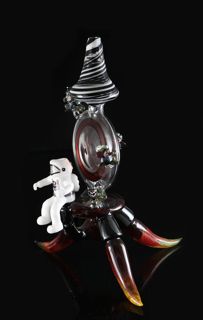 Dab Rig Spaceman & Aliens by, Tammy Baller/BMFT