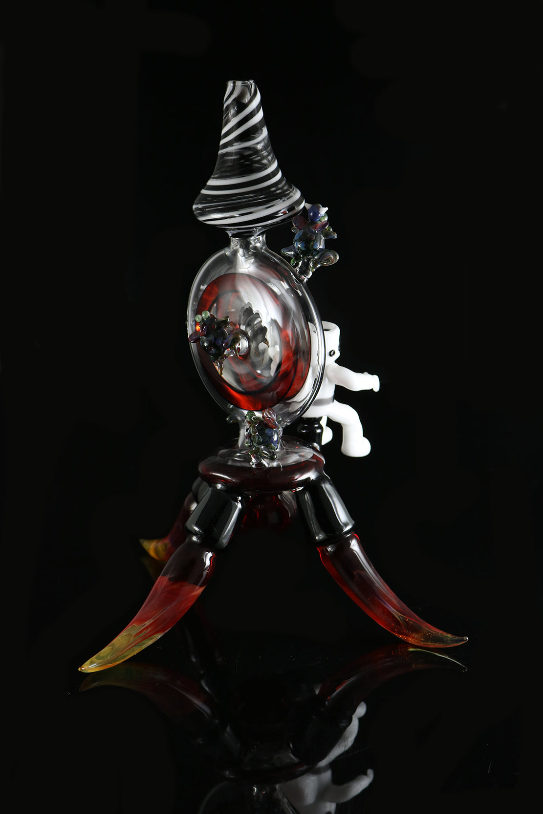 Dab Rig Spaceman & Aliens by, Tammy Baller/BMFT