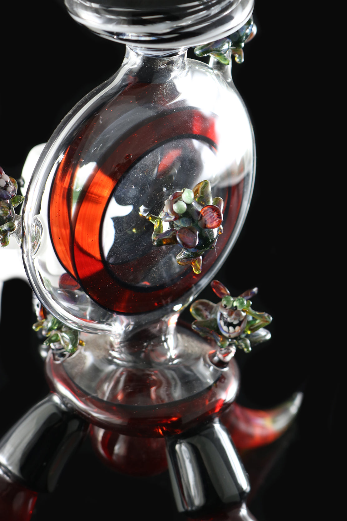 Dab Rig Spaceman & Aliens by, Tammy Baller/BMFT